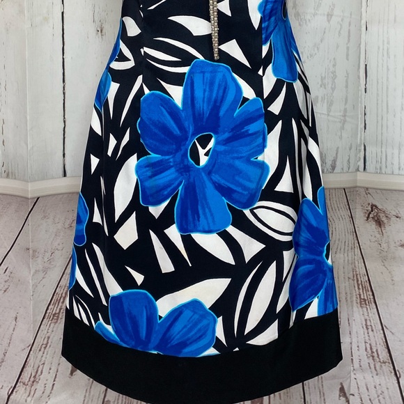 Dressbarn Dress - Picture 9 of 11